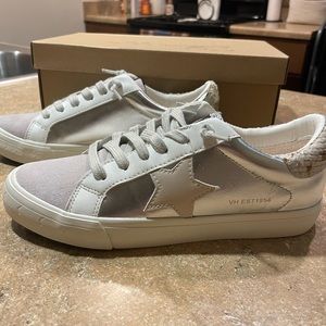 New Vintage Havana slip on sneakers in size 7M